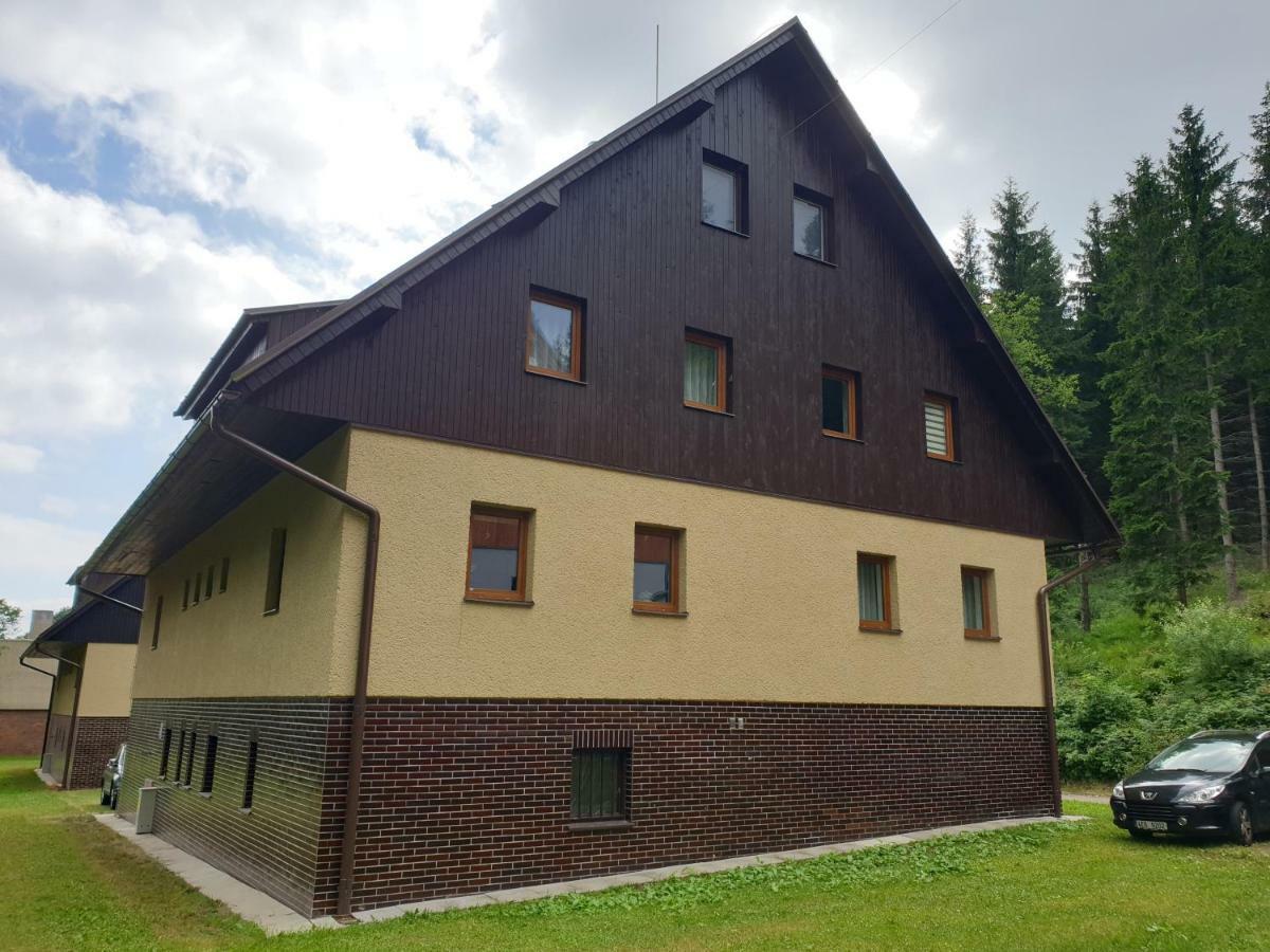 Depandance Marnet Sneznik Apartman Dolní Morava Kültér fotó